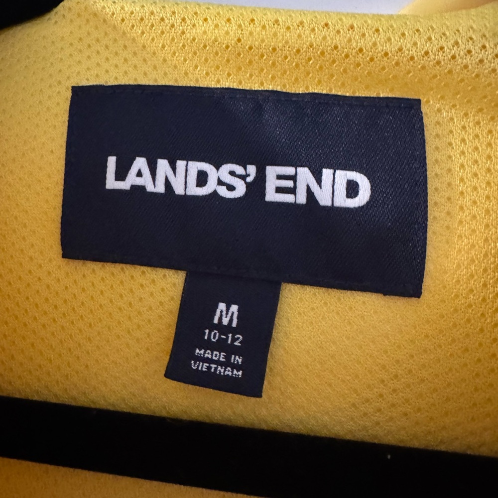 Lands’ End Women’s Yellow Raincoat - Picture 3 of 3